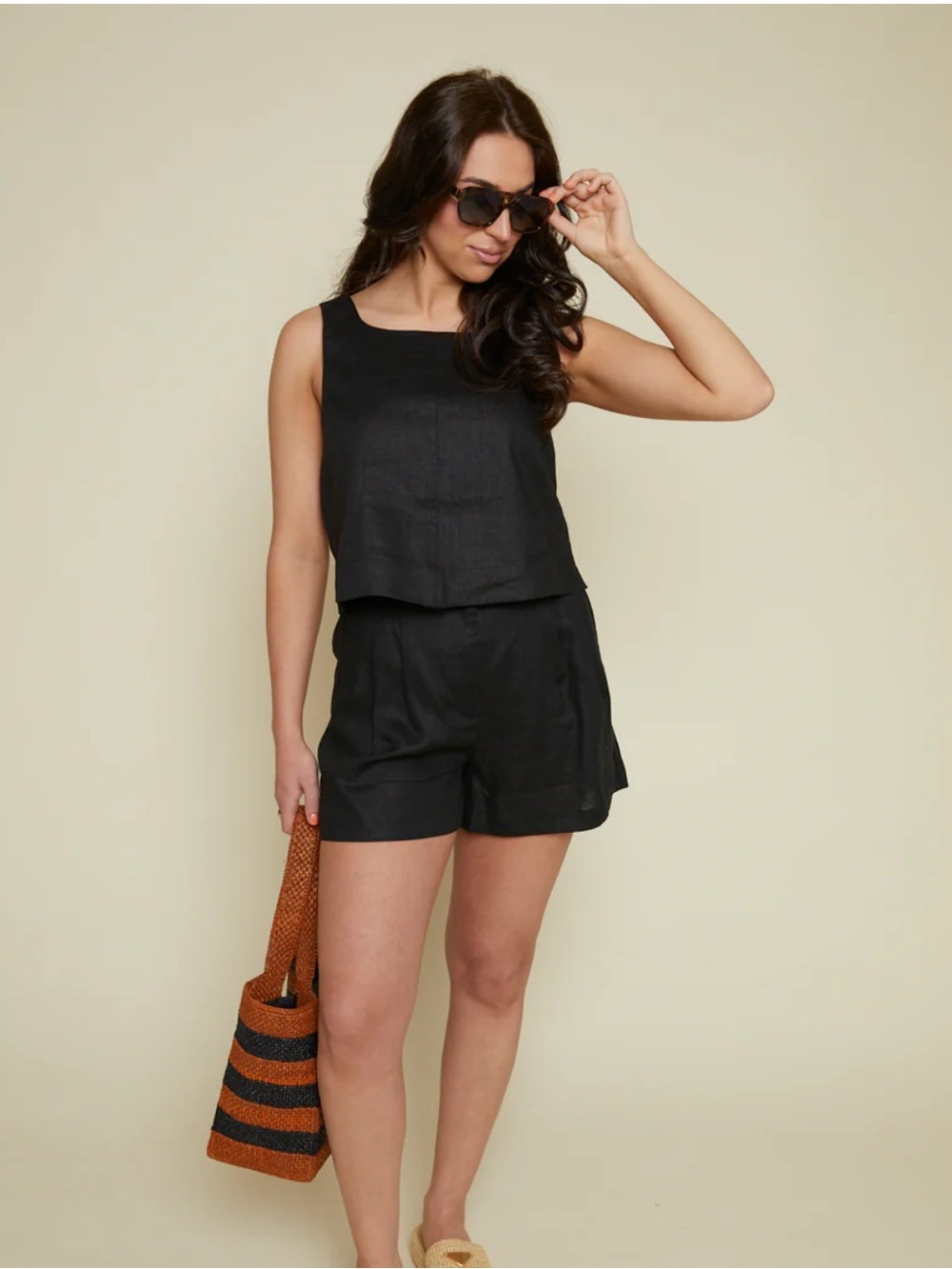 NWT Mixology Robertson & Rodeo Sharri 100% Linen Shorts